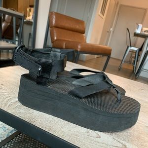 Teva flatform sandals